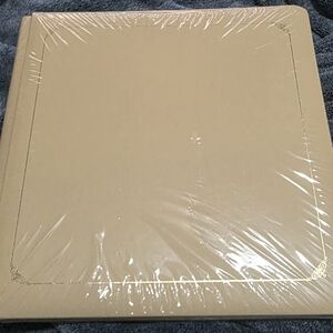 Brand New Creative Memories "Light Yellow" 12x12 Album with Pages